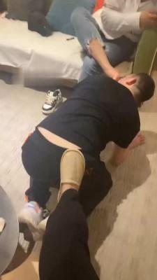 【做你后妈】偷看闺蜜玩狗奴【中下合集】