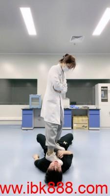 【辣妈】护士小姐姐制服诱惑调 bf23431