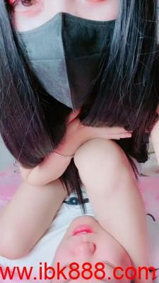 【兔粉粉】虐R臭脚捂脸坐垫狗