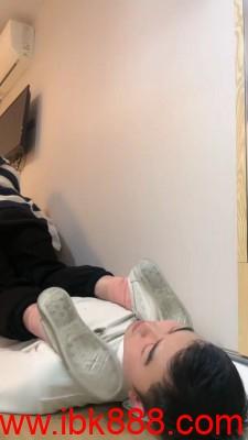 【诗酒S】脏小白鞋棉袜踩狗