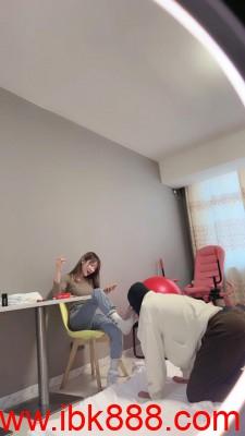 【精神小妹】舔脚专场 bf23525