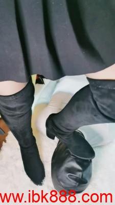 【小小春公主】御姐各种高跟踩踏【续集】 bf23453