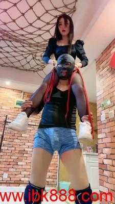 【领主老大】小白鞋黑丝重度提档 bf23562