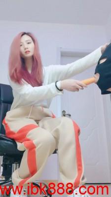 【lisa宝宝】运动女神高帮黑丝调狗 bf23483