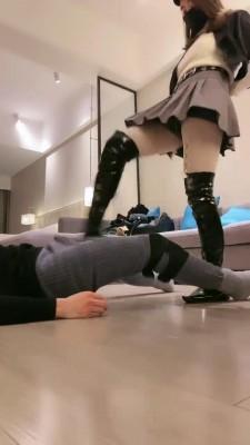 【小劳拉】JK小姐姐重度惩罚老师【前篇】 bf23256