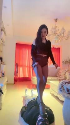 【安晴】御姐全体重踩踏踢裆 bf23334