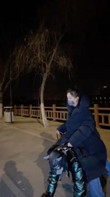【潘妮女王】深夜户外骑马遛狗 bf23310