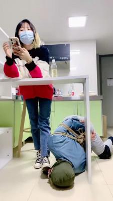 【美离子】五花大绑强制圣水加官窒息 bf23281