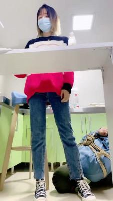 【美离子】五花大绑强制圣水加官窒息 bf23281