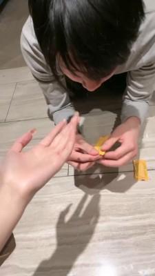 【奈奈生】绿帽贱货跪求圣水+口水 bf23223