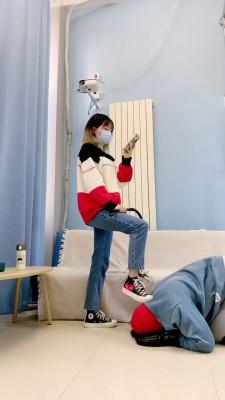 【美离子】帆布鞋强迫路人做狗碾压踩打踢 bf23271