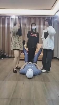 【德意男神】三素人群殴暴力【完整版】 bf10205