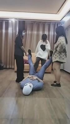 【德意男神】三素人群殴暴力【完整版】 bf10205