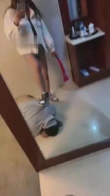 【沐清忧】AJ鞋白棉袜羞辱脚下奴 bf10196