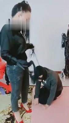 【霸气S】调教贱货/圣水洗脚/内裤塞口 bf10201