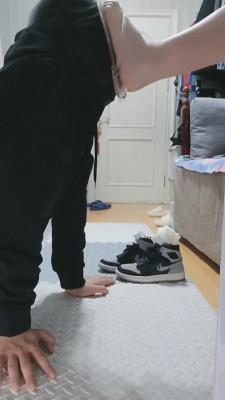 【肆虐】运动后AJ原味袜羞辱 bf10182