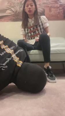 【樱木花椒】健身女教练的脚下奴 bf12186