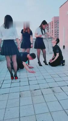 【梦幻大大】精彩-阳台多女王群调/骑马【三视角版】 bf12164