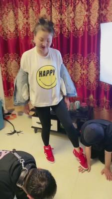 【梦蝶女王】双S把自己的男友当狗虐 bf12126