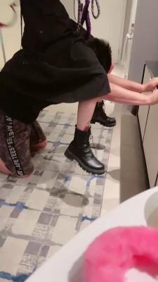 【玖玖】马丁靴少女皮鞭训狗 bf12120