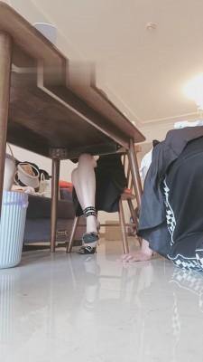 【阮芷大人】饭桌下伺候双主吃饭 bf12090