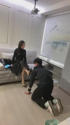 【曼伊】御姐暴力踢踹教训弟弟 bf12096