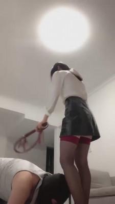 【宝爷】精神小妹超暴力鞭打 bf12019