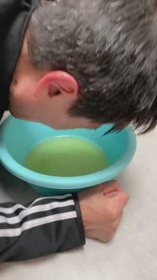 【二宝】带学生素人强制全体重踩踏【完整版】 bf12053