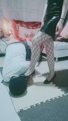 【鸾月小主】网袜高跟碾压狗奴【完整版】 bf11952