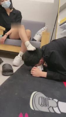 【桃子大大】暴打偷原味的隔壁邻居 bf11945