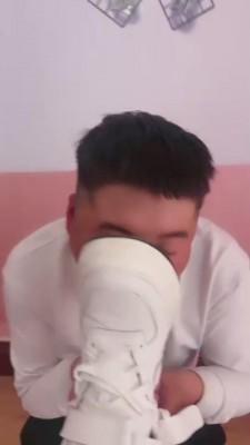 【第一贱】被双素人女王袜子塞嘴虐 【续集】 bf11931