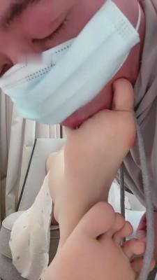 【罗宾】丝袜脚插嘴恋足 bf11927