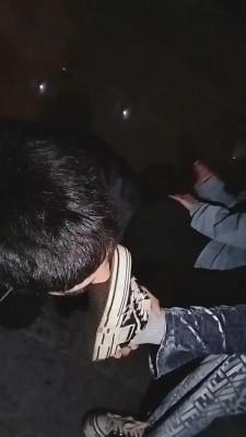 【刘二狗】素人户外踩踏舔鞋羞辱 bf11982