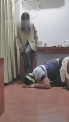 【冷酷爷】长靴黑丝蹂躏狗 bf11898