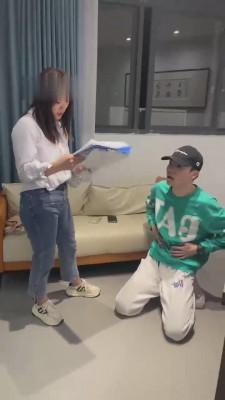 【狗哥】开发美丽艺校女神做狗 bf11863