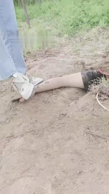 【美帝】双S户外活埋跟踪狂魔【三视角版】 bf11843