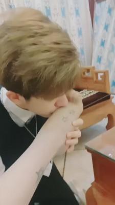 【羽诺】继母和姐姐共同虐待狗儿子 bf11858