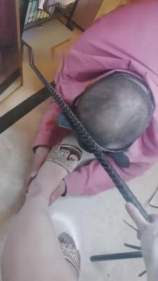 【双子姬】喜欢舔裸足的老狗 bf11801