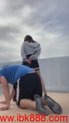 【宝爷】天台刺激遛狗/转胯/骑行/圣水 bf12140