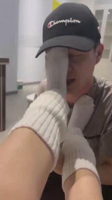 【狗哥】开发堆堆袜可爱女生做S bf11816