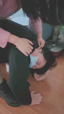 【桃子老师】情侣主羞辱现实绿帽 bf23198