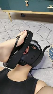 【丫丫】长靴+小白鞋暴力踢踹 bf23173