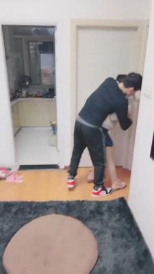 【桃子老师】偷拍狗的下场 bf23124