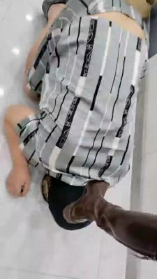 【辣姐】圈养狗奴伺候吃饭/喂食 bf23161