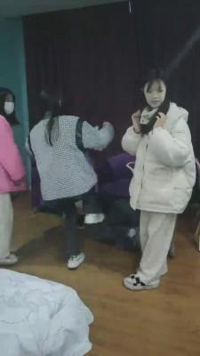 【最抗揍M】被素人精神小妹群虐【完整版】 bf22988