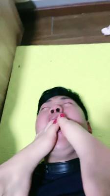 【心竹】夜跑后臭脚羞辱 bf23062