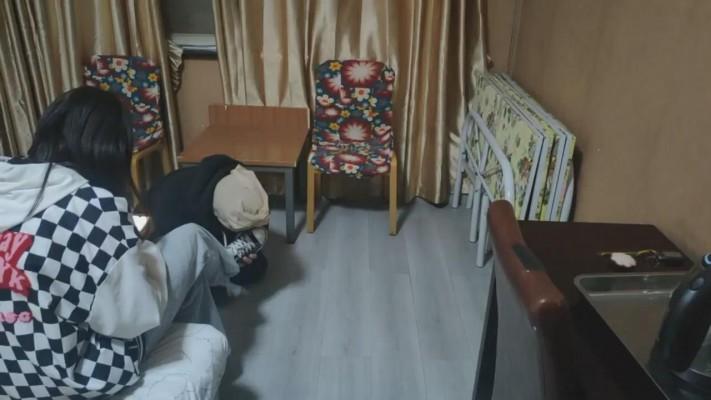 【最抗揍M】被素人精神小妹群调 bf23061