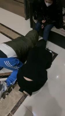 【桃幼幼】学生主户外溜双狗 bf23005