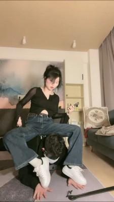 【丹丹】小白鞋棉袜羞辱【完整版】 bf22873