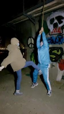 【美离子】户外吊绑狗狠虐 bf23003